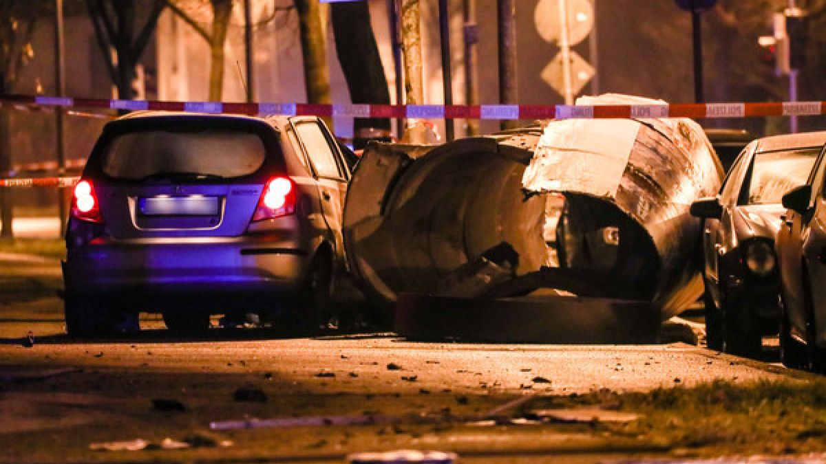Nach einem Verkehrsunfall ist ein 32-jähriger Autofahrer in Stuttgart von der Polizei erschossen worden. (Foto)