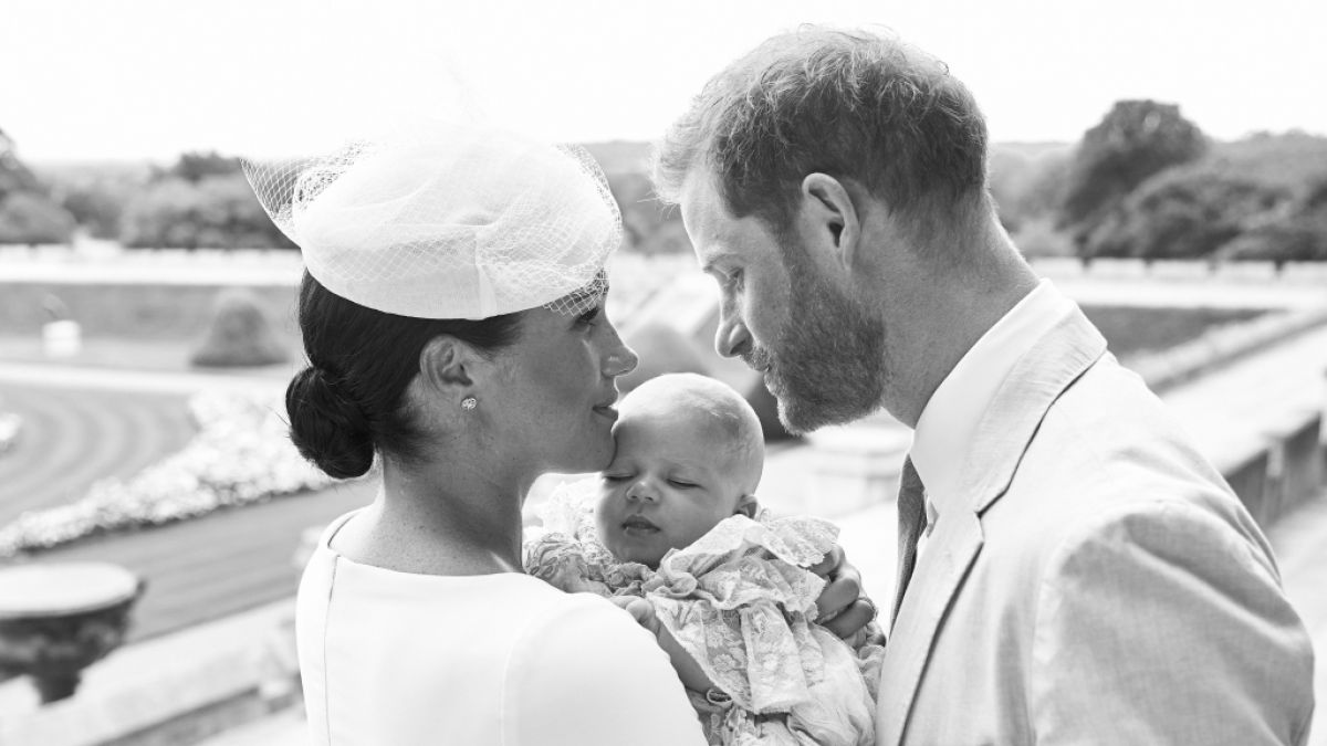 Herzogin Meghan und Prinz Harry mit dem kleinen Archie (Foto)
