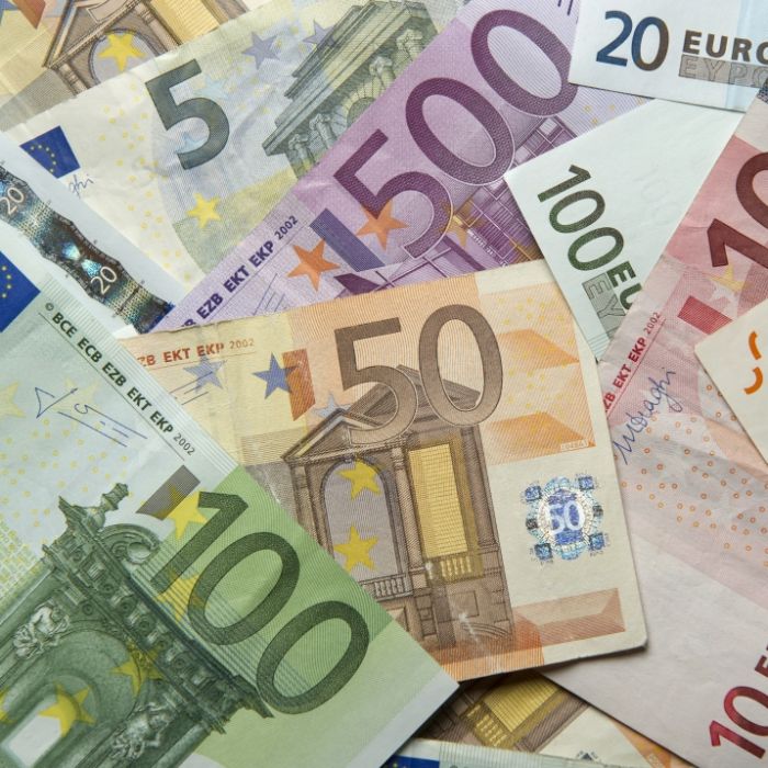 Neuer Preis-Hammer! Strom bis zu 100 Euro teurer Neuer Preis-Hammer! Strom bis zu 100 Euro teurer (Foto)