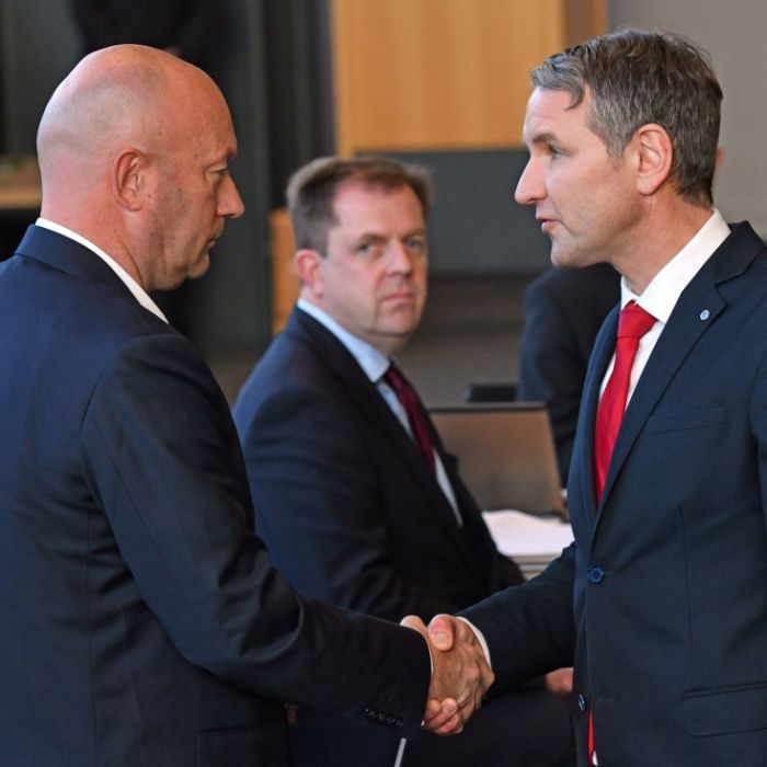 Landtagsauflösung nach Wahl-Skandal beantragt Landtagsauflösung nach Wahl-Skandal beantragt (Foto)