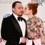 GNTM-Model Barbara Meier und Ehemann Klemens Hallmann erwarten ihr erstes Baby. GNTM-Model Barbara Meier und Ehemann Klemens Hallmann erwarten ihr erstes Baby.