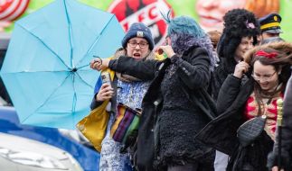 Rosenmontag 2020 Im Live Stream Tv Karneval In Dusseldorf Mainz Und Koln Live Verfolgen So Geht S News De