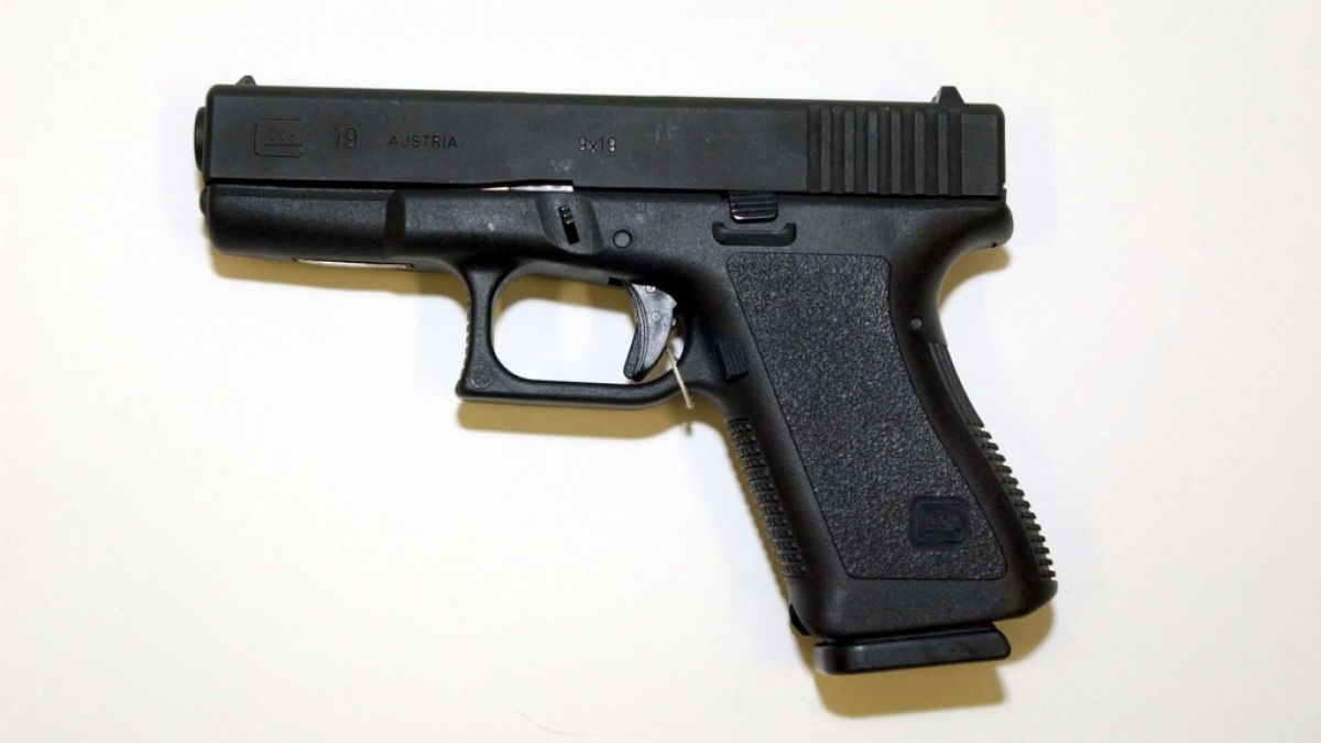 Eine Pistole vom Typo Glock 19, Kaliber 9 Millimeter Luger wurde wohl auch vom Hanau-Attentäter für seine Morde verwendet - legal im Internet gekauft. (Foto)