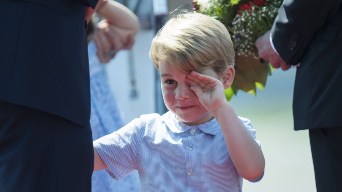 Prinz George ist traurig, weil er seine Mutter Kate Middleton vermisst. (Foto)