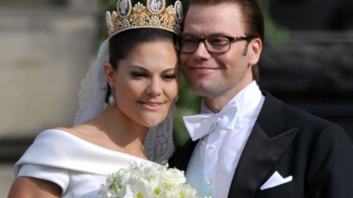 Seit fast zehn Jahren sind Prinzessin Victoria von Schweden und Daniel Westling mittlerweile verheiratet. Doch wie gut passen sie wirklich zusammen? Das sagen die Sterne. (Foto)