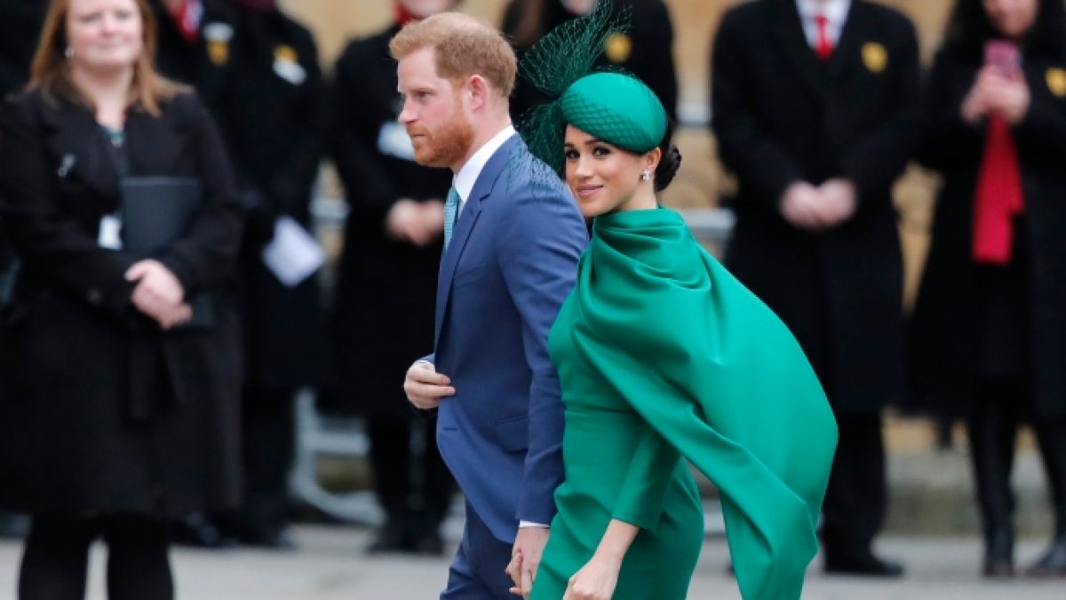 Das hat gesessen! Bei ihrem großen Wiedersehen im Rahmen des "Commonwealth Days" zeigte Prinz William Herzogin Meghan öffentlich die kalte Schulter. (Foto)