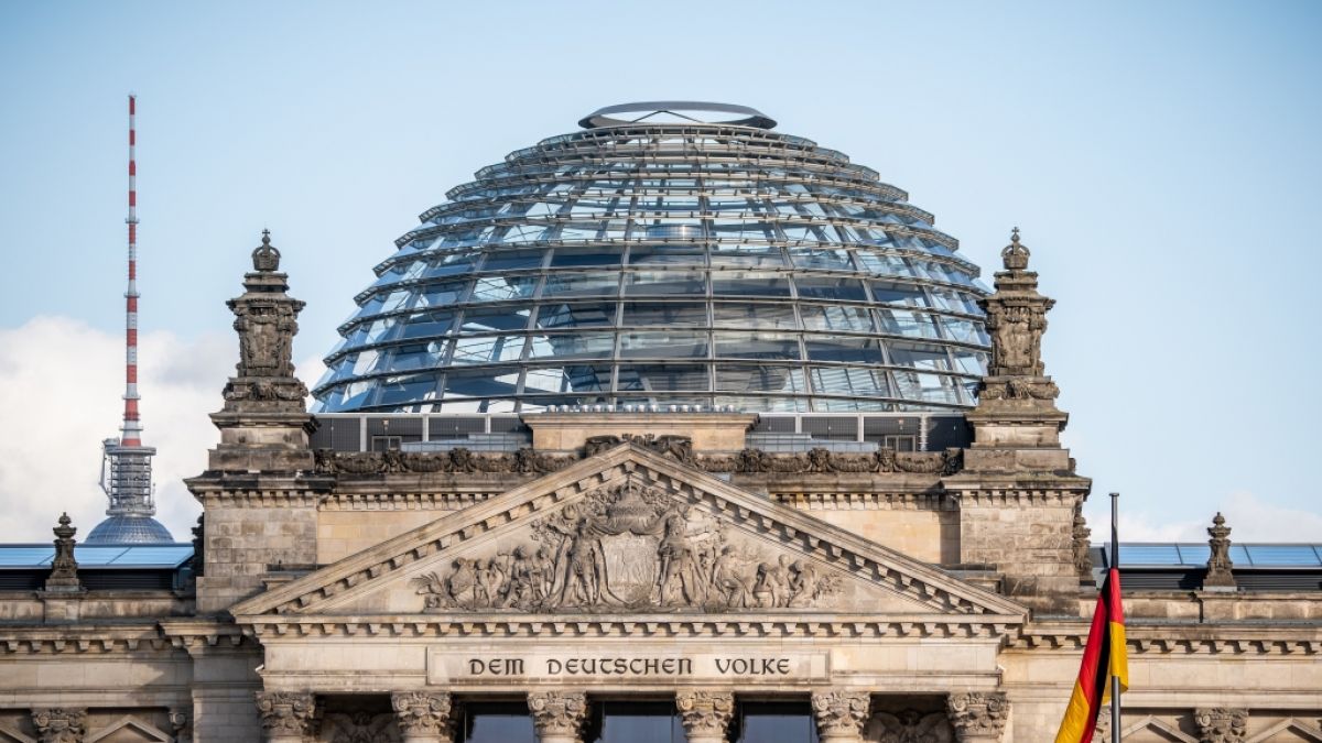 Erstmals gibt es einen bestätigten Fall einer Corona-Infektion im Deutschen Bundestag. (Foto)