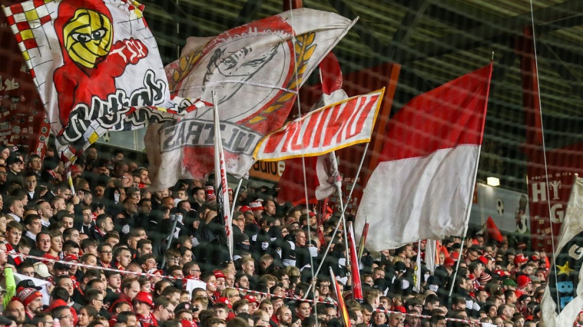 Die Fans des 1. FC Union Berlin stehen hinter ihrem Verein. (Symbolbild) (Foto)