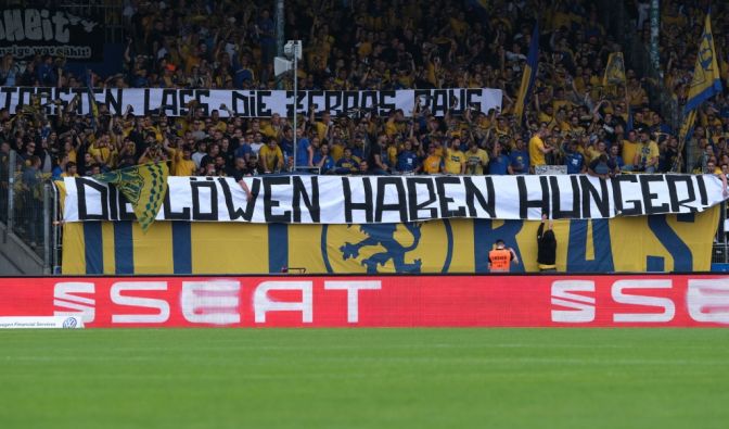 Die Fans der Mannschaft stehen hinter Eintracht Braunschweig. (Symbolbild)