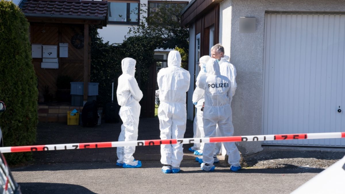 Nach der tödlichen Messerattacke eines Vaters auf seinen 13-jährigen Sohn ermittelt die Polizei in Bad Salzuflen. (Foto)