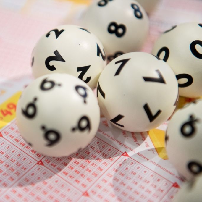 Die Gewinnzahlen und Quoten von Lotto am Samstag