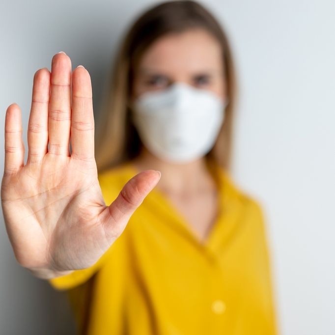 Forscher warnen: Negativ-Getestete können andere infizieren Forscher warnen: Negativ-Getestete können andere infizieren (Foto)