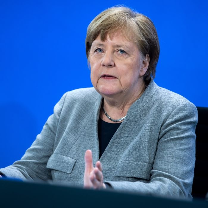 "Noch lange nicht übern Berg!" Kanzlerin warnt vor neuem Shutdown "Noch lange nicht übern Berg!" Kanzlerin warnt vor neuem Shutdown (Foto)