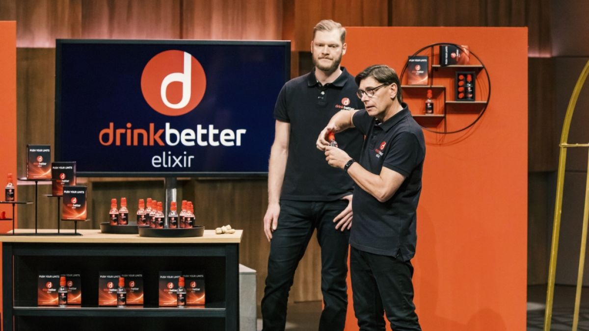 Johannes Bitter und Christian Monzel holen sich mit "Drinkbetter enerxxy" den Deal. (Foto)