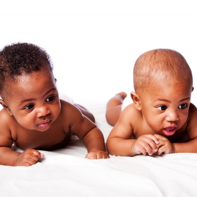 Medizinische Sensation! Frau (68) bringt Zwillingsbabys zur Welt