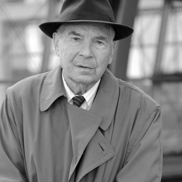 "Tatort"-Star und Theater-Legende gestorben "Tatort"-Star und Theater-Legende gestorben (Foto)