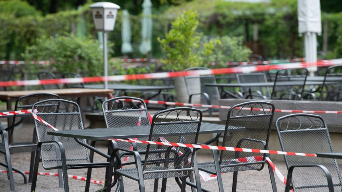 In Deutschlands Biergärten, Kneipen und Gaststätten herrscht seit Wochen gähnende Leere. (Foto)