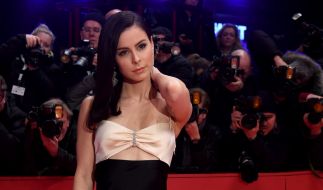 Lena Meyer Landrut Tranen Drama In Netflix Show Hier Flossen Plotzlich Die Tranen News De