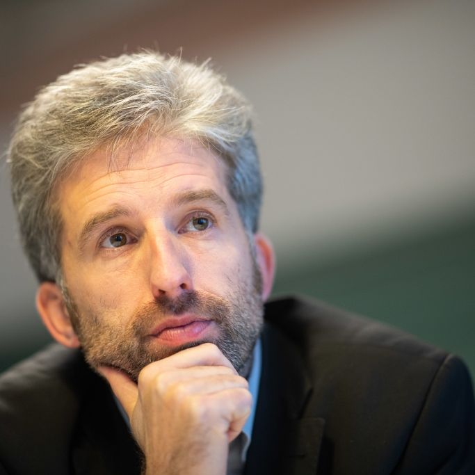 Grünen-Politiker prophezeit: 1,2 Millionen Kinder werden sterben Grünen-Politiker prophezeit: 1,2 Millionen Kinder werden sterben (Foto)