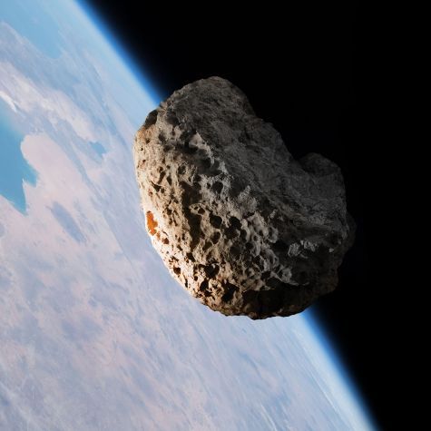 Näher als der Mond! ER schrammt haarscharf an der Erde vorbei Näher als der Mond! ER schrammt haarscharf an der Erde vorbei (Foto)