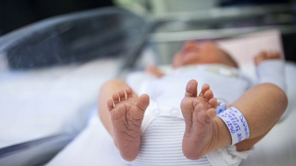 Schock Geburt In Den Usa Baby Kommt Mit Zweitem Mund Zur Welt News De