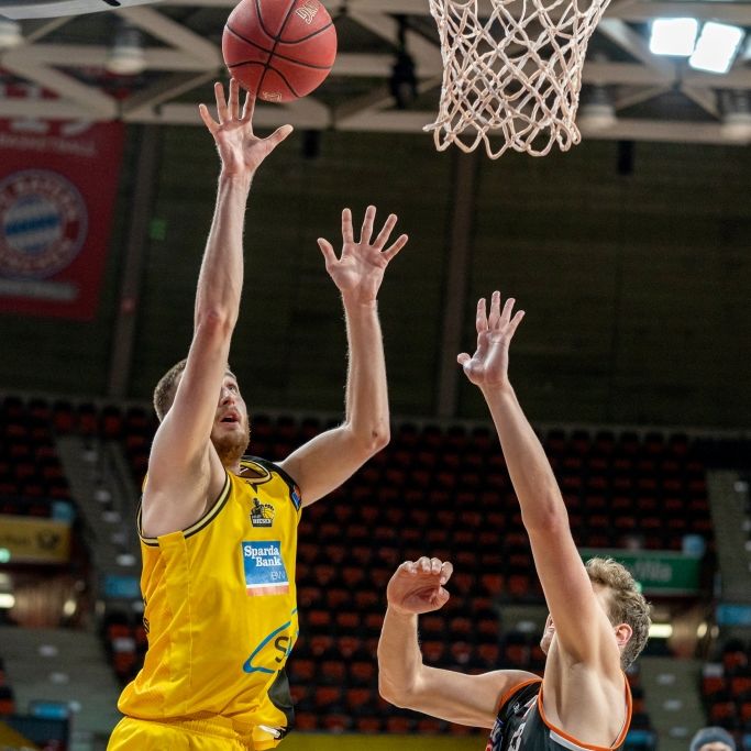 Alba Berlin schnappt MHP Riesen Ludwigsburg den Titel weg Alba Berlin schnappt MHP Riesen Ludwigsburg den Titel weg (Foto)