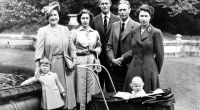 Sehnsuchtsziel Schottland: Die Royals lieben ihre Ferien auf Balmoral. Hier posiert die britische Königsfamilie im Sommer 1951 für den Fotografen.