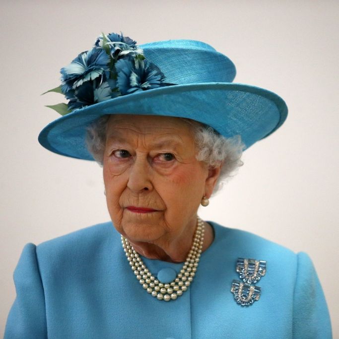 Dramatischer Unfall! Enger Vertrauter der Queen fast gestorben Dramatischer Unfall! Enger Vertrauter der Queen fast gestorben (Foto)