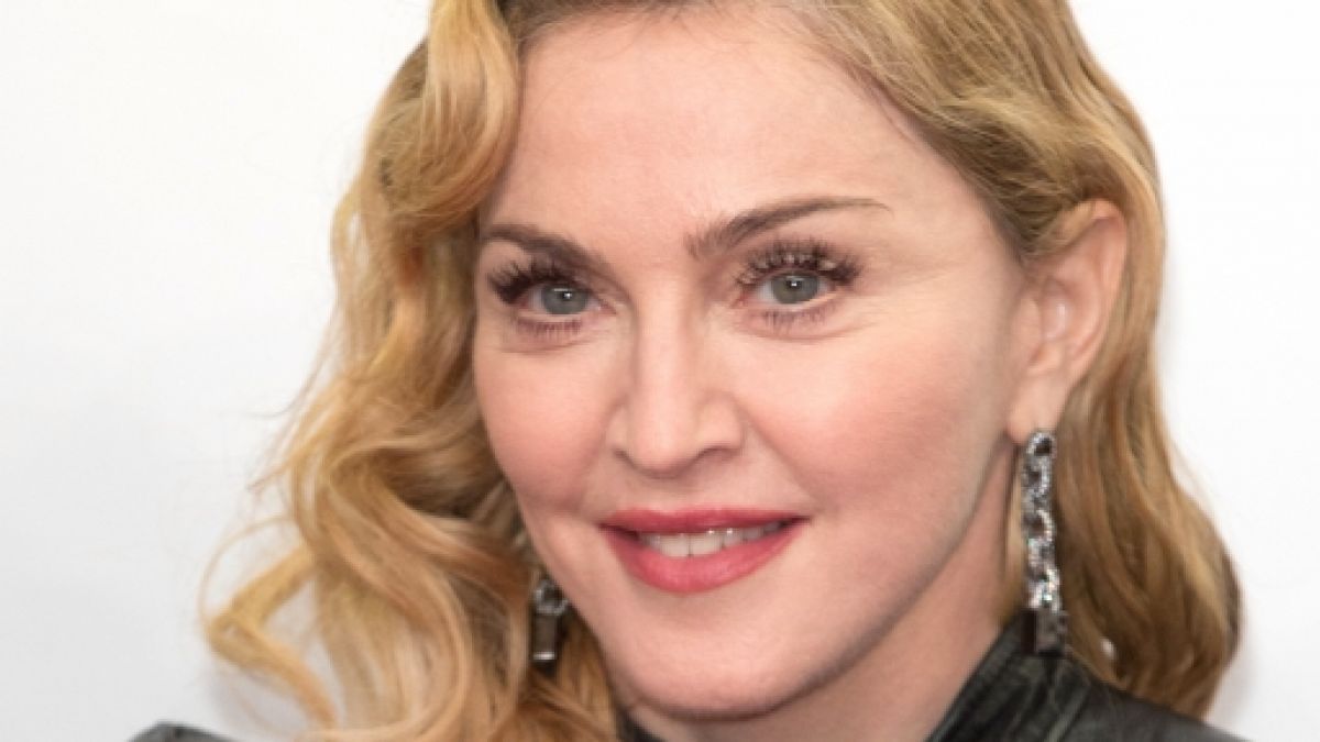 Mit einem Oben-ohne-Foto spaltet Madonna ihre Fans. (Foto)