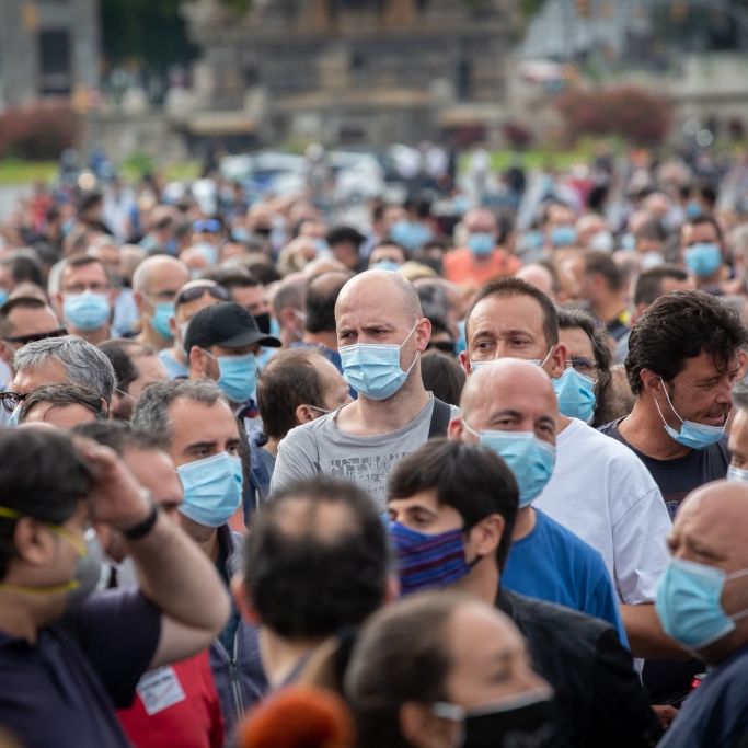 Anstieg der Corona-Fälle! Oberösterreich führt Maskenpflicht wieder ein Anstieg der Corona-Fälle! Oberösterreich führt Maskenpflicht wieder ein (Foto)