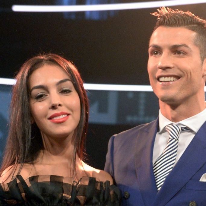Busen-Hammer! HIER zeigt Ronaldos Freundin ihre saftigen Papayas