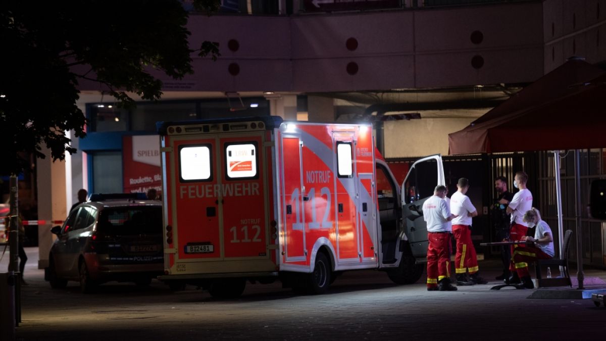 Am Alexanderplatz wurde ein Mann nach einer Messerattacke getötet und ein weiterer verletzt. (Foto)