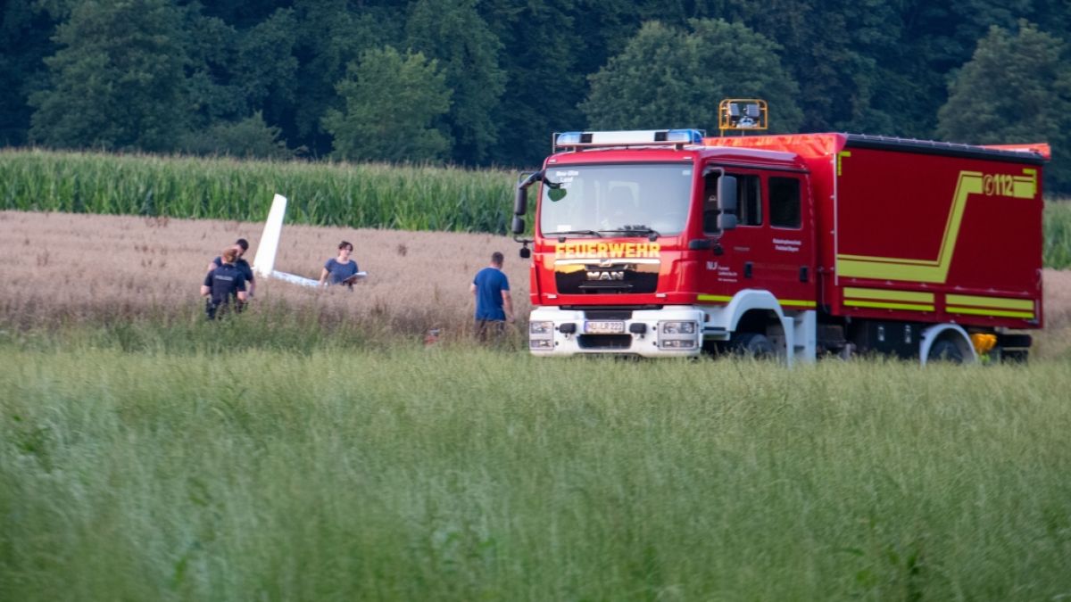 Bei einem Flugzeugunglück in der Nähe von Emershofen (Landkreis Neu-Ulm) ist ein 52 Jahre alter Mann ums Leben gekommen. (Foto)