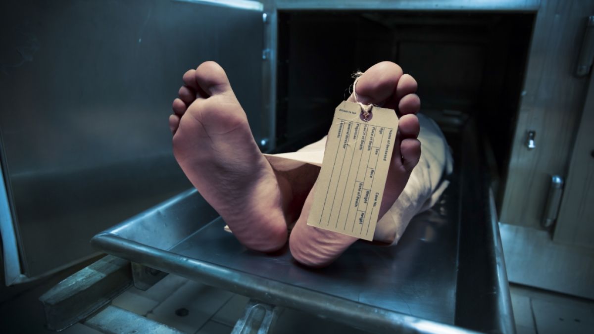 Eine 81-jährige Frau wurde in Russland fälschlicherweise für tot erklärt - und wachte wenig später in der Leichenhalle auf (Symbolbild). (Foto)