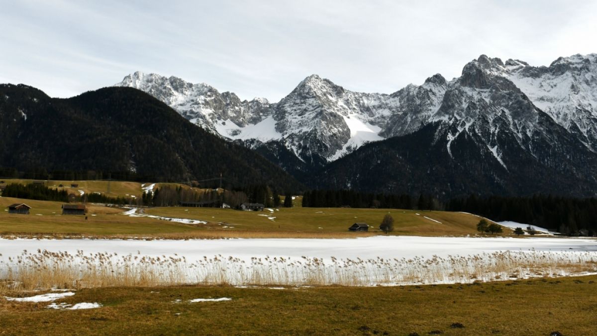Beim Wandern im Karwendelgebirge in Tirol ist eine 47-jährige Deutsche tödlich verunglückt (Symbolbild). (Foto)