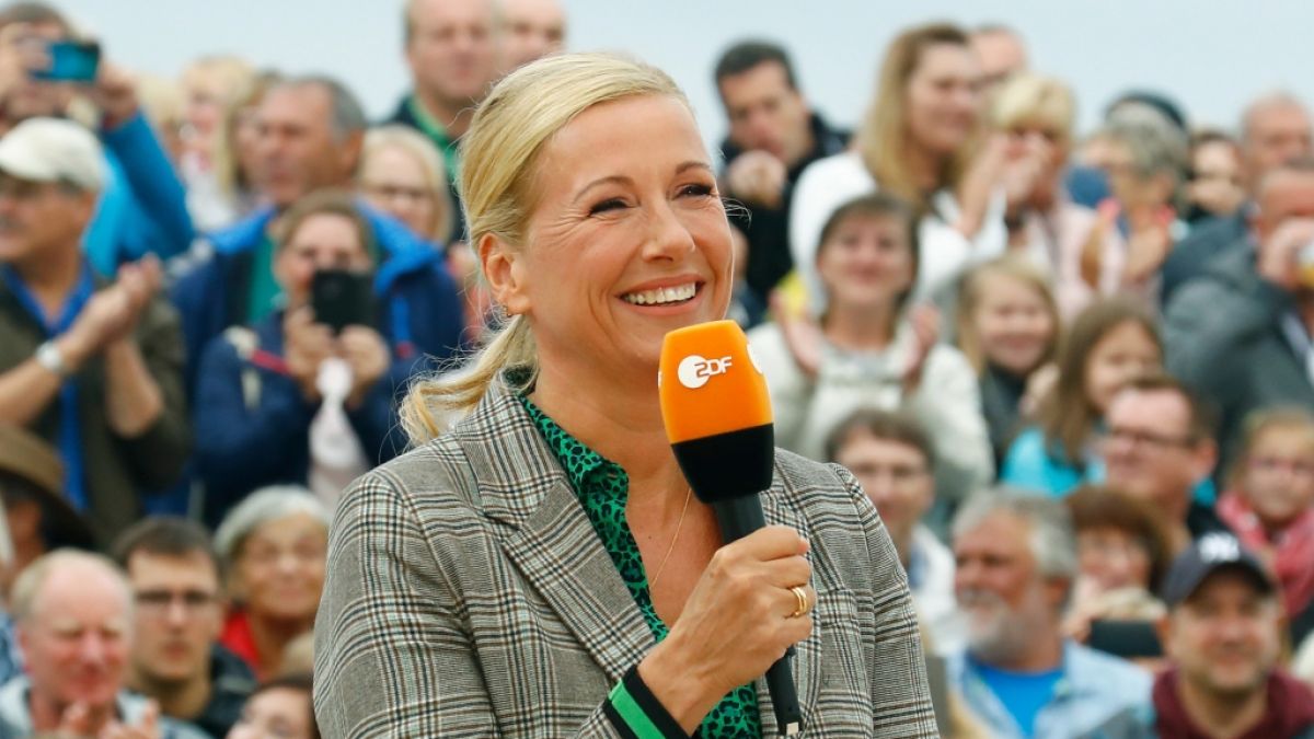 Andrea Kiewel stellte den 17. "ZDF-Fernsehgarten" der aktuellen Saison unter das Motto "Tierisch gut" - doch konnten die Twitter-Fans dies unterschreiben? (Foto)