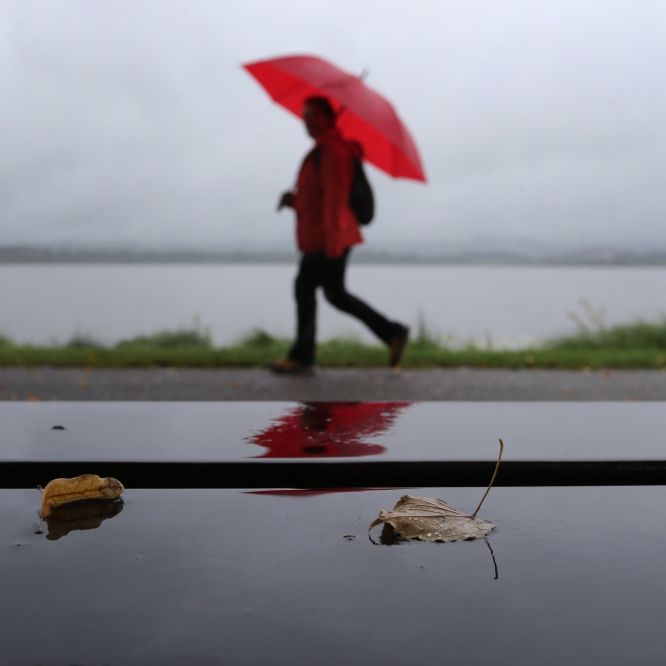 Dauerregen und Gewitter drohen! Schmuddel-Start in den September Dauerregen und Gewitter drohen! Schmuddel-Start in den September (Foto)