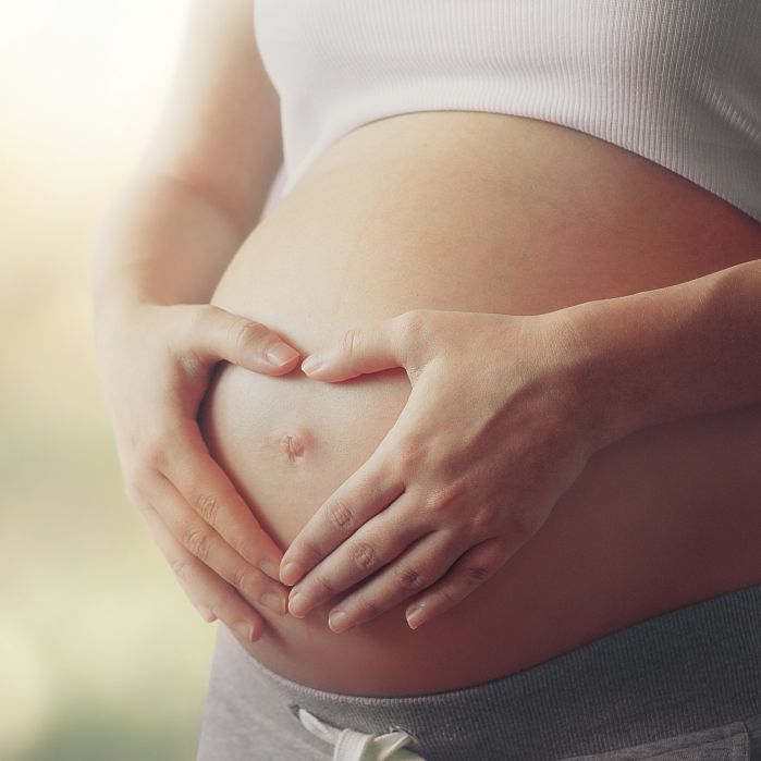 Fötus aus dem Bauch gerissen! Schwangere bei Babyparty aufgeschlitzt