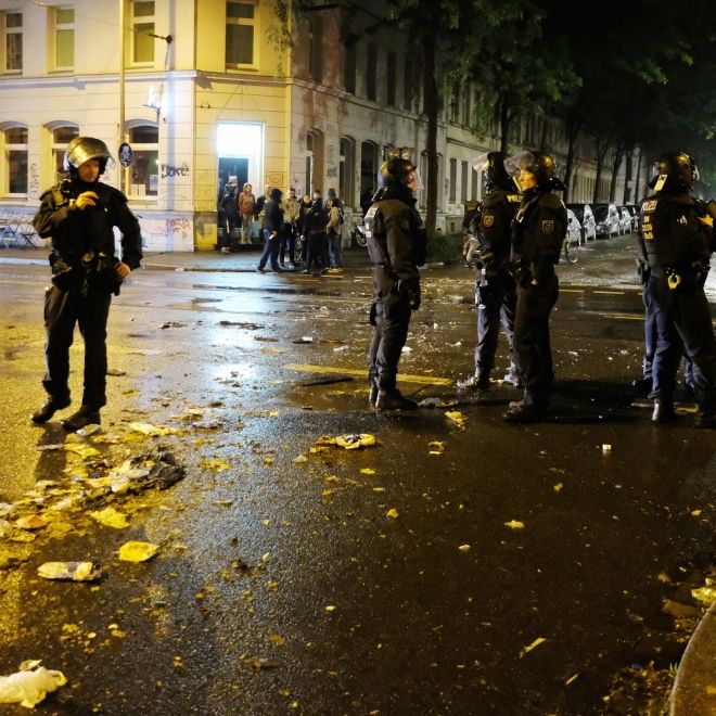 Ruhiger Wochenstart nach drei Tagen Gewalt-Eskalation Ruhiger Wochenstart nach drei Tagen Gewalt-Eskalation (Foto)
