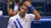 Novak Djokovic ist bei den US Open der Tennisprofis im Achtelfinale disqualifiziert worden.