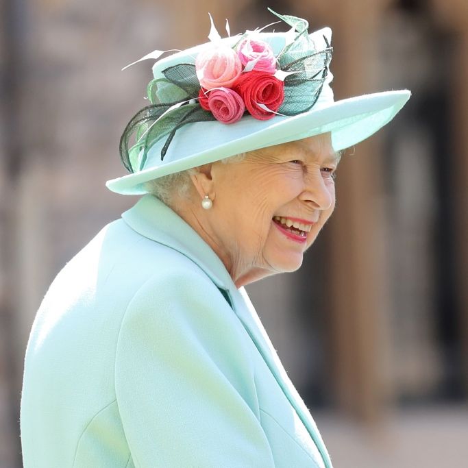 Queen kehrt nicht nach London zurück! Dankt sie nun ab?