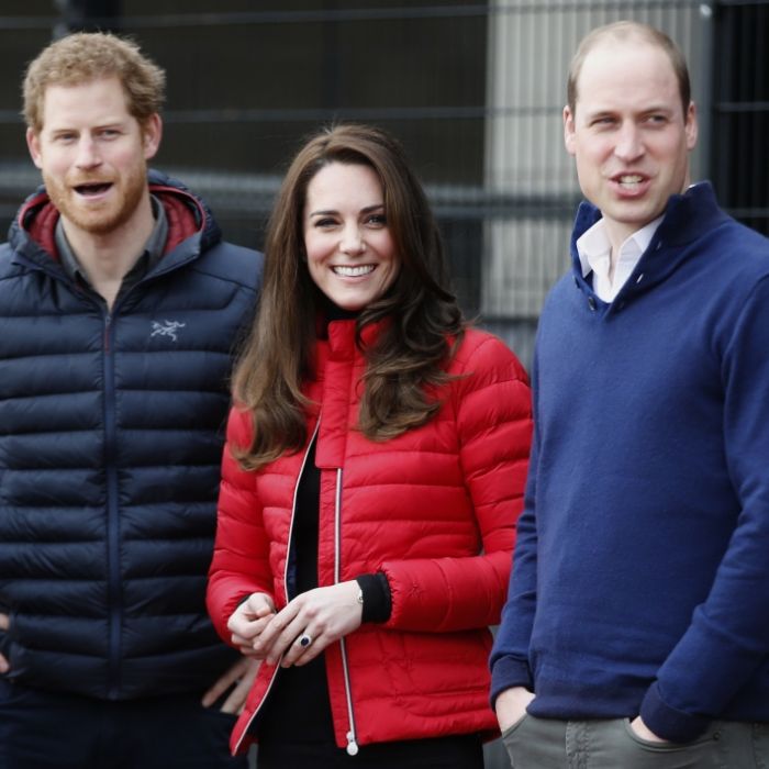 Royal auf der Flucht? Royals-Fans wittern fiesen Seitenhieb Royal auf der Flucht? Royals-Fans wittern fiesen Seitenhieb (Foto)