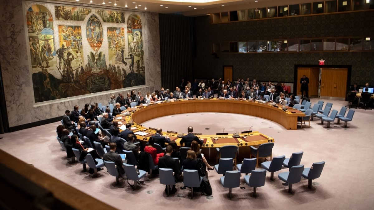 Im UN-Sicherheitsrat wird die Verlängerung des im Oktober auslaufenden Embargos gegen den Iran heftig debattiert. (Foto)