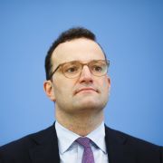 Jens Spahn hat eine neue Corona-Strategie für den Herbst vorgestellt. Jens Spahn hat eine neue Corona-Strategie für den Herbst vorgestellt.