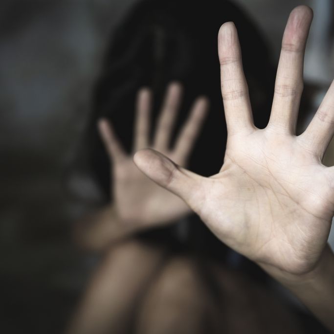 Junge Frau (19) missbraucht und stranguliert - tot (Foto)