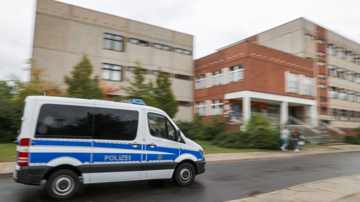 Die Polizei Leipzig sucht aktuell nach einem möglichen Kindesentführer. (Foto)