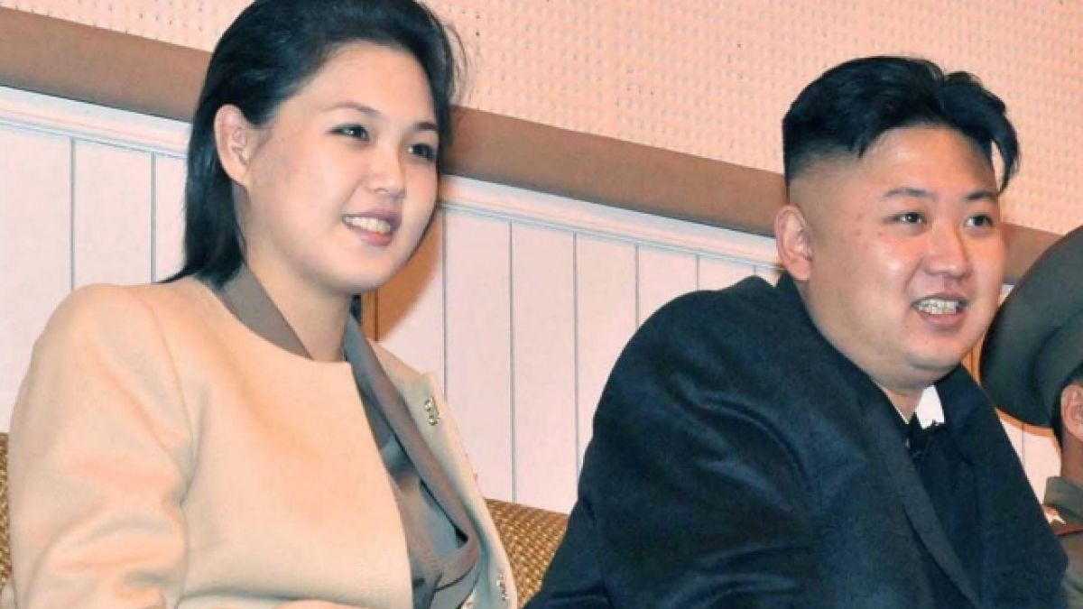 Kim Jong-un und seine Ehefrau Ri Sol Ju. (Foto)