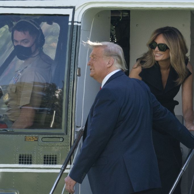Rätselhafte Bilder! Reist der US-Präsident etwa mit einem Melania-Double?