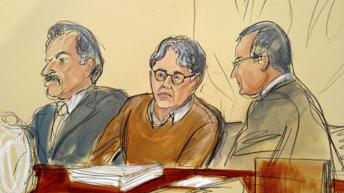 Diese Gerichtszeichnung zeigt den Angeklagten Keith Raniere (M) im Gerichtssaal. Der Gründer eines bizarren New Yorker Sex-Kults muss wohl den Rest seines Lebens hinter Gittern verbringen. (Foto)