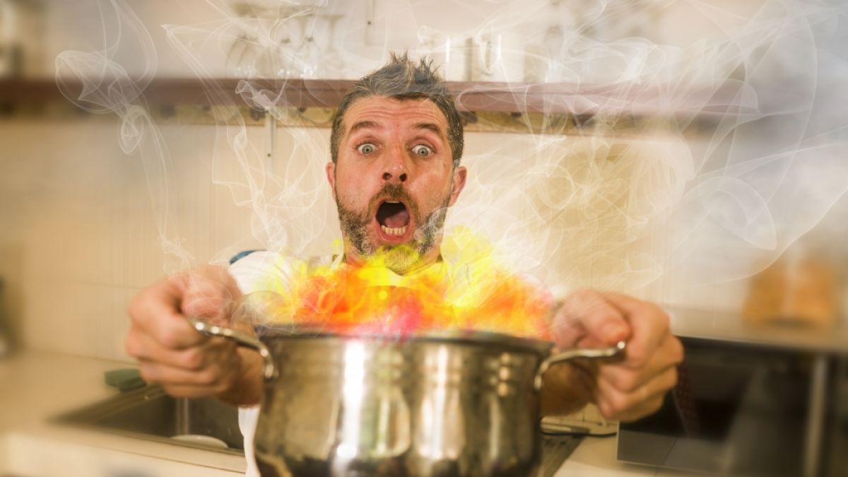 Küchenunfälle passieren jedem Mal! (Foto)